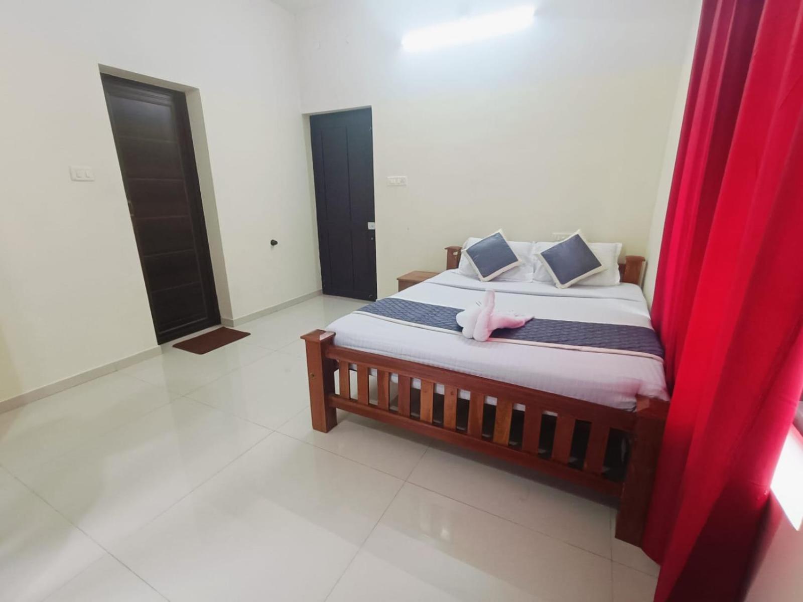 West Darshan Apartments And Villas Thiruvananthapuram Ngoại thất bức ảnh