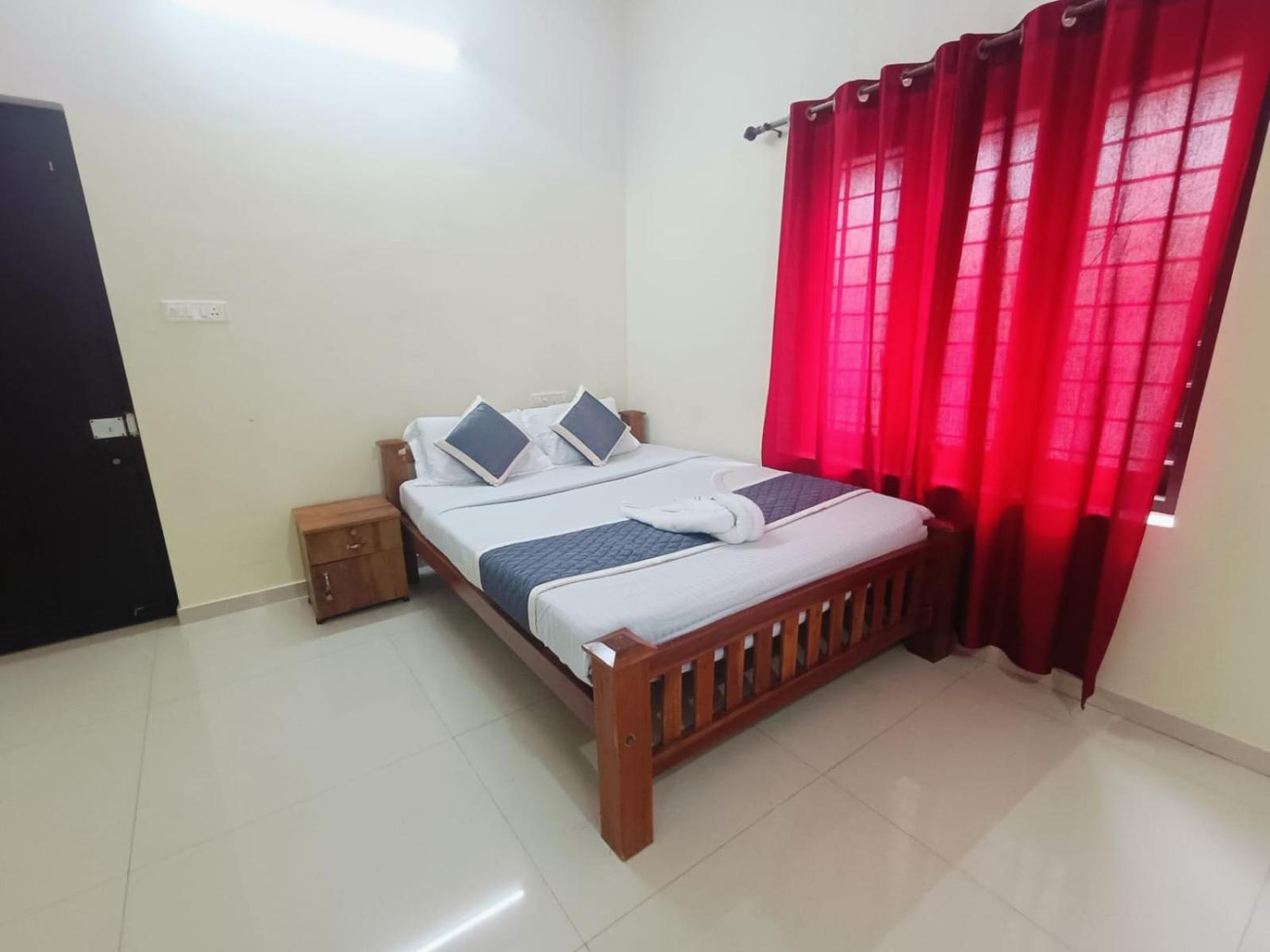 West Darshan Apartments And Villas Thiruvananthapuram Ngoại thất bức ảnh